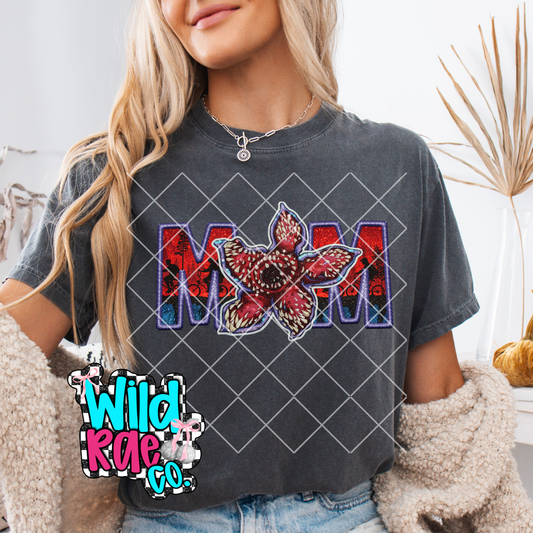 Strange Mom | Strange Collection